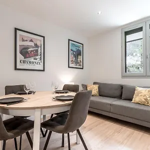 duplex-aiguille-du-midi.hotels-rhonealpes.com/